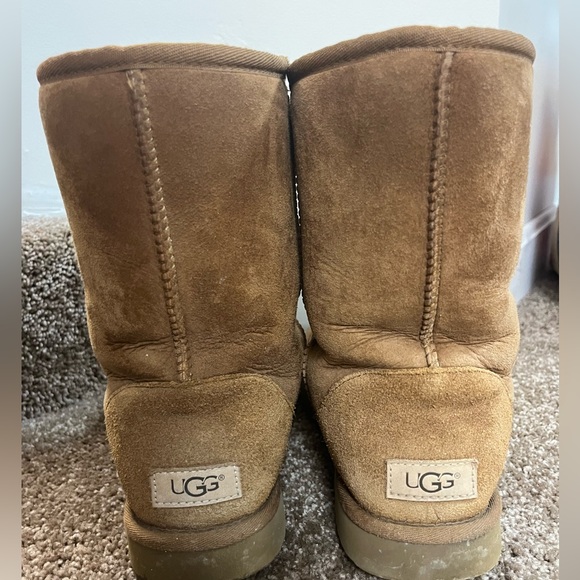 Short UGG boots - Picture 4 of 5